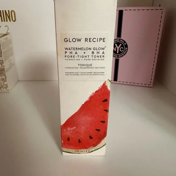 Glow Recipe Watermelon Glow Pore-Tight Toner with Red and White Packaging